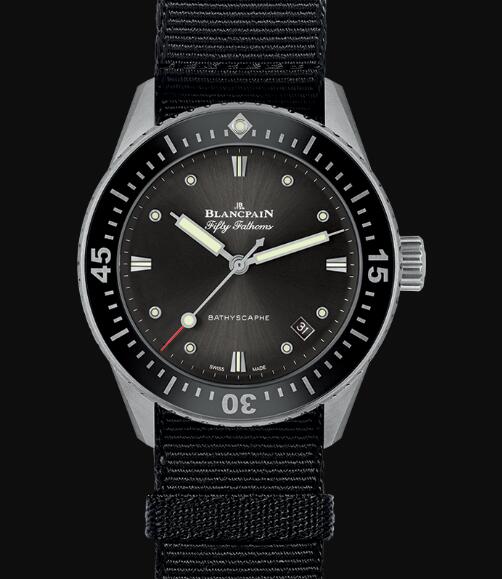 Review Blancpain Fifty Fathoms Watch Review Bathyscaphe Replica Watch 5100B 1110 NABA - Click Image to Close